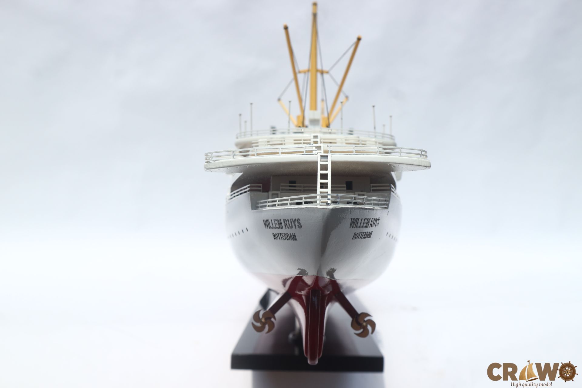 MS WILLEM RUYS CRUISE SHIP MODEL 39"