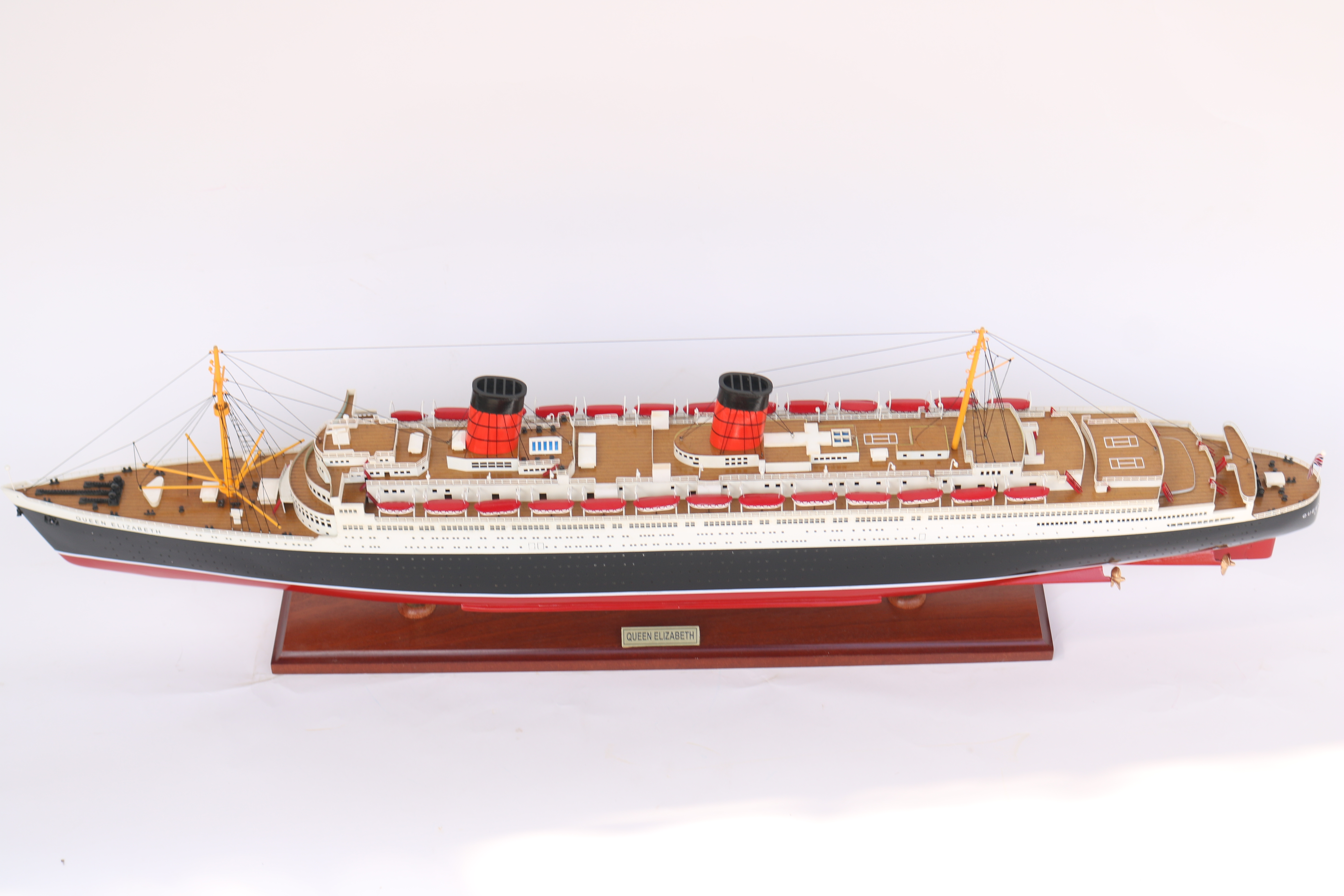 Cruise ship model 34" - Copy - Copy