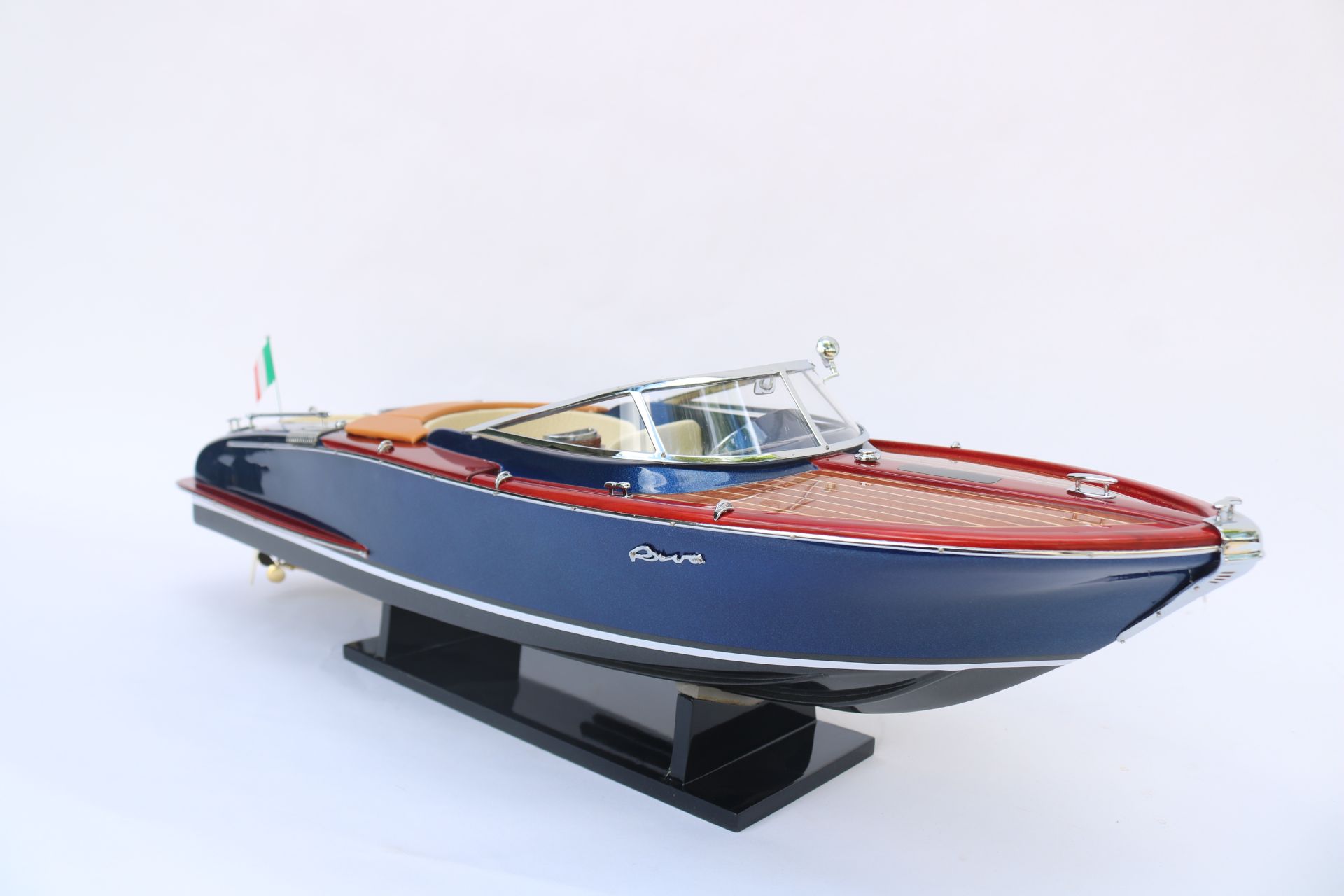 RIVA AQUARIVA GUCCI DARK BLUE 67 - 24"
