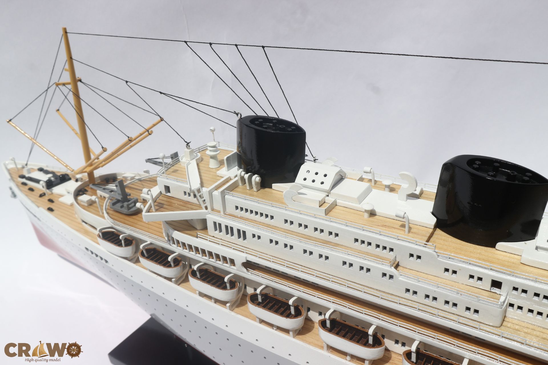 MS WILLEM RUYS CRUISE SHIP MODEL 39"