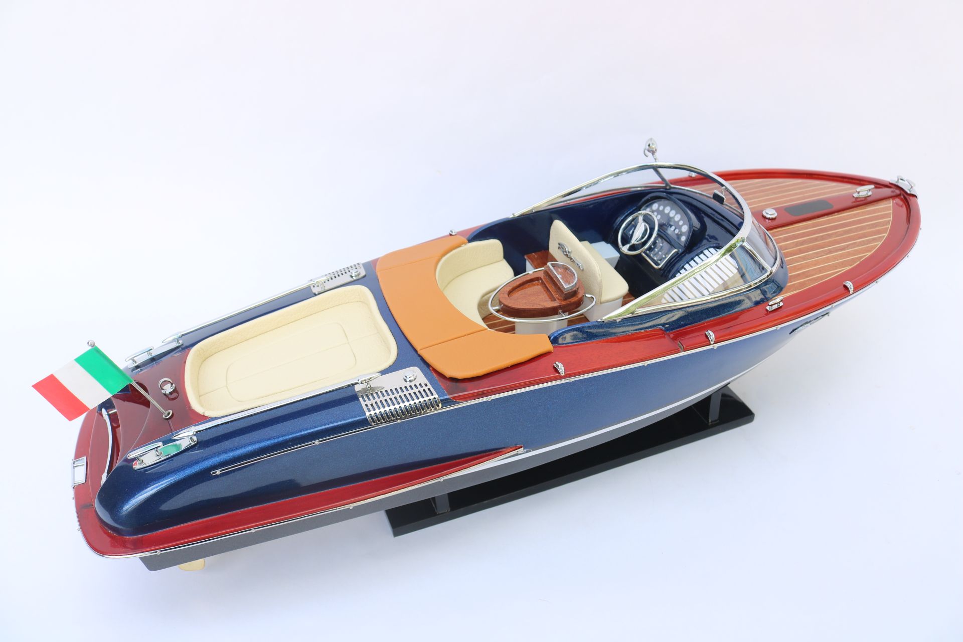RIVA AQUARIVA GUCCI DARK BLUE 67 - 24"