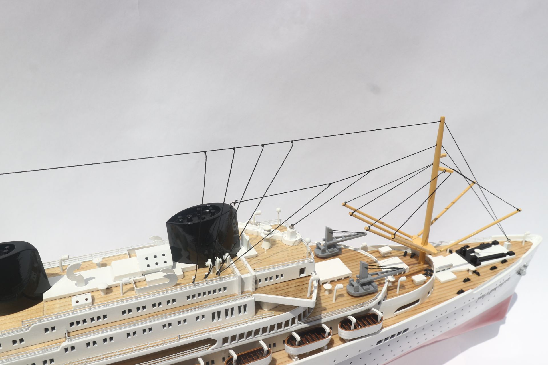 MS WILLEM RUYS CRUISE SHIP MODEL 39"