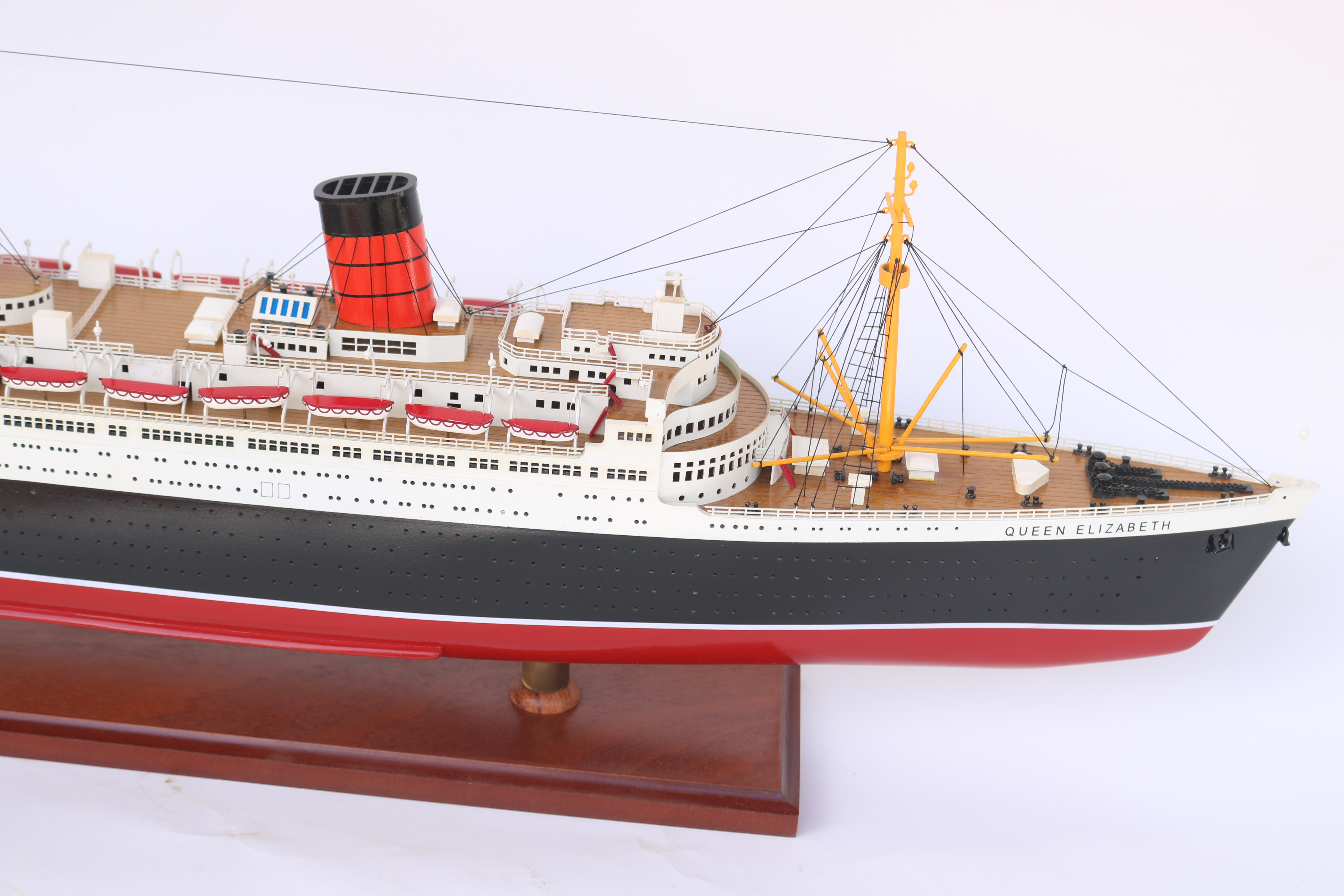 Cruise ship model 34" - Copy - Copy